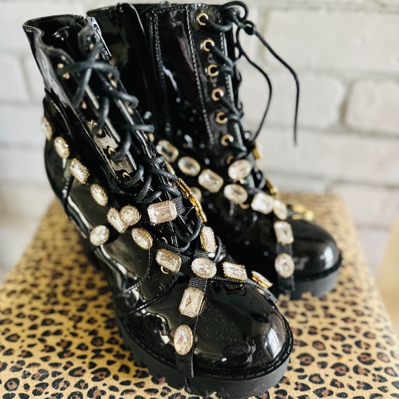 Wild Diva Black Patent Leather Gemstone Boots - Picture 5 of 16